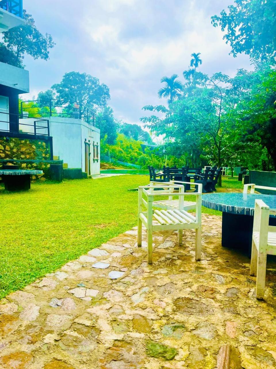 Hanthana Sk Paradise 加姆波勒 外观 照片